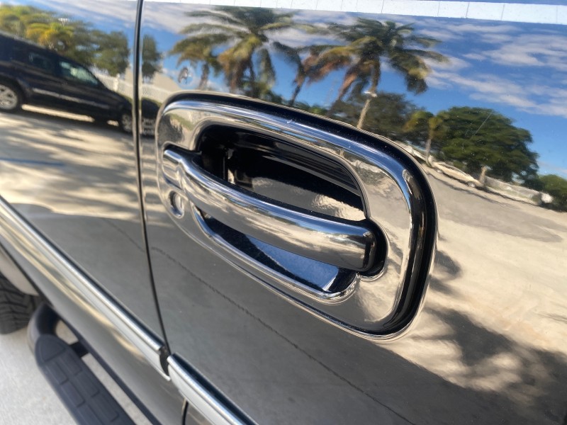 2001 Chevrolet Suburban LT Z71 1 FL 4WD 44 SERVICES NO ACCIDENTS in ,