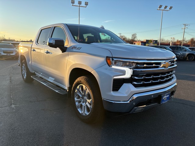 2022 Chevrolet Silverado 1500 LTZ 2