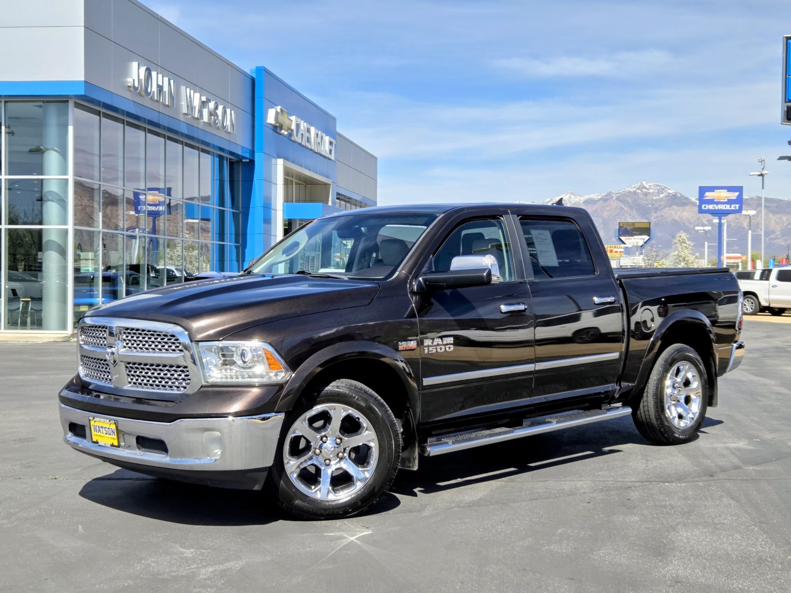 2017 RAM 1500 Laramie Crew Cab 4WD