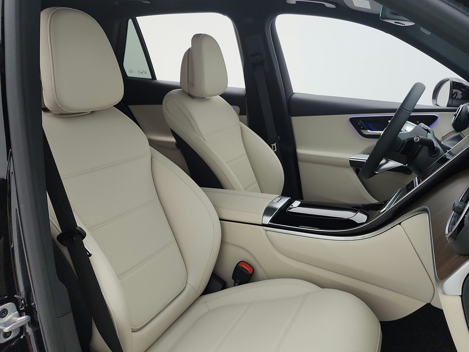 New 2026 Black Mercedes-Benz GLC 300 image 28