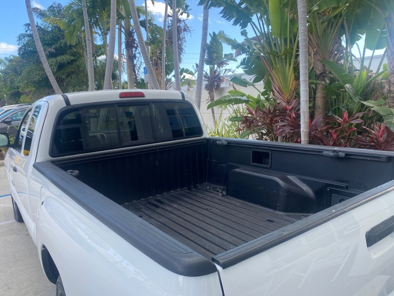 2005 Toyota Tacoma LOW MILES 58,735 X CAB in , 