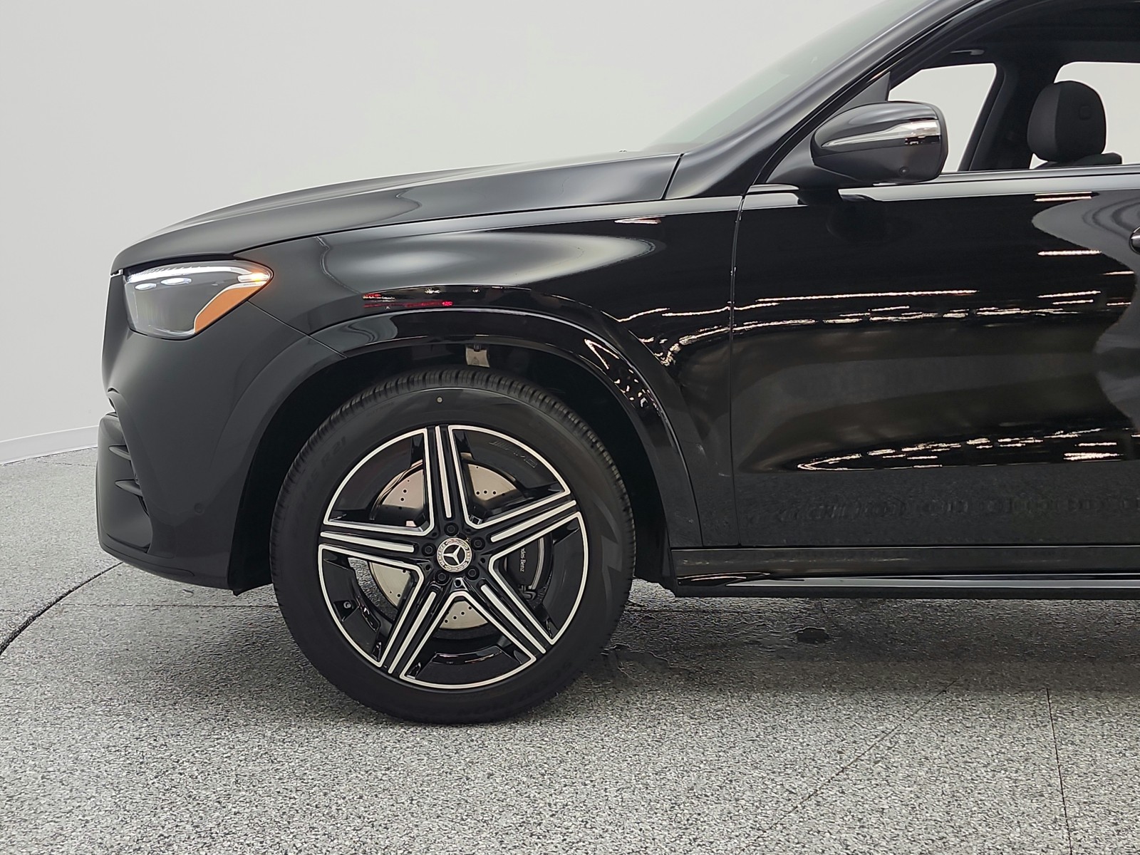 New 2026 Black Mercedes-Benz GLE 350 image 17