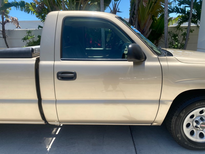 2005 GMC Sierra 1500 LOW MILES 83837 AC NO ACCIDENTS in ,