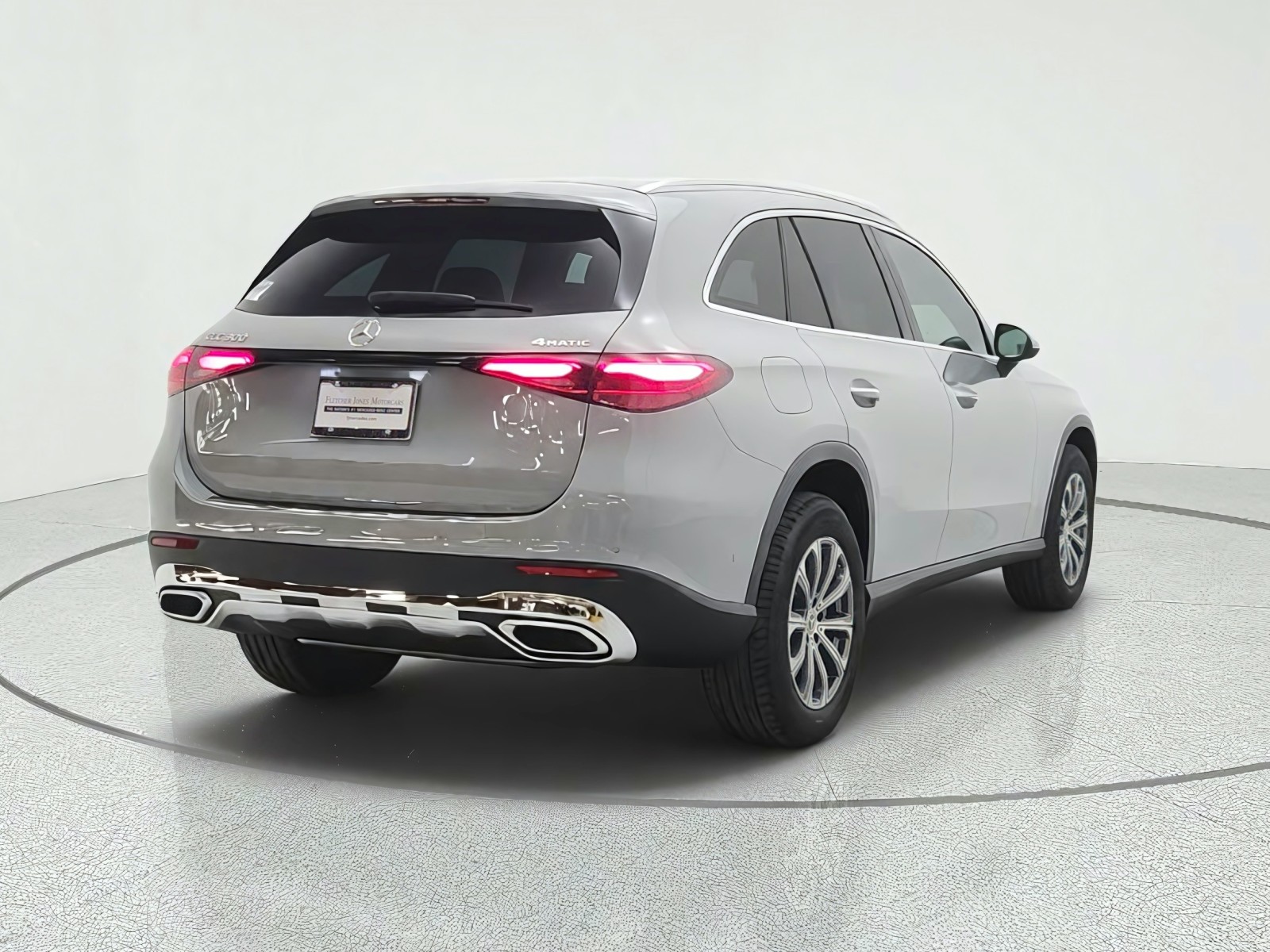 New 2027 MANUFAKTUR Alpine Grey Mercedes-Benz GLC 300 4MATIC® SUV image 5