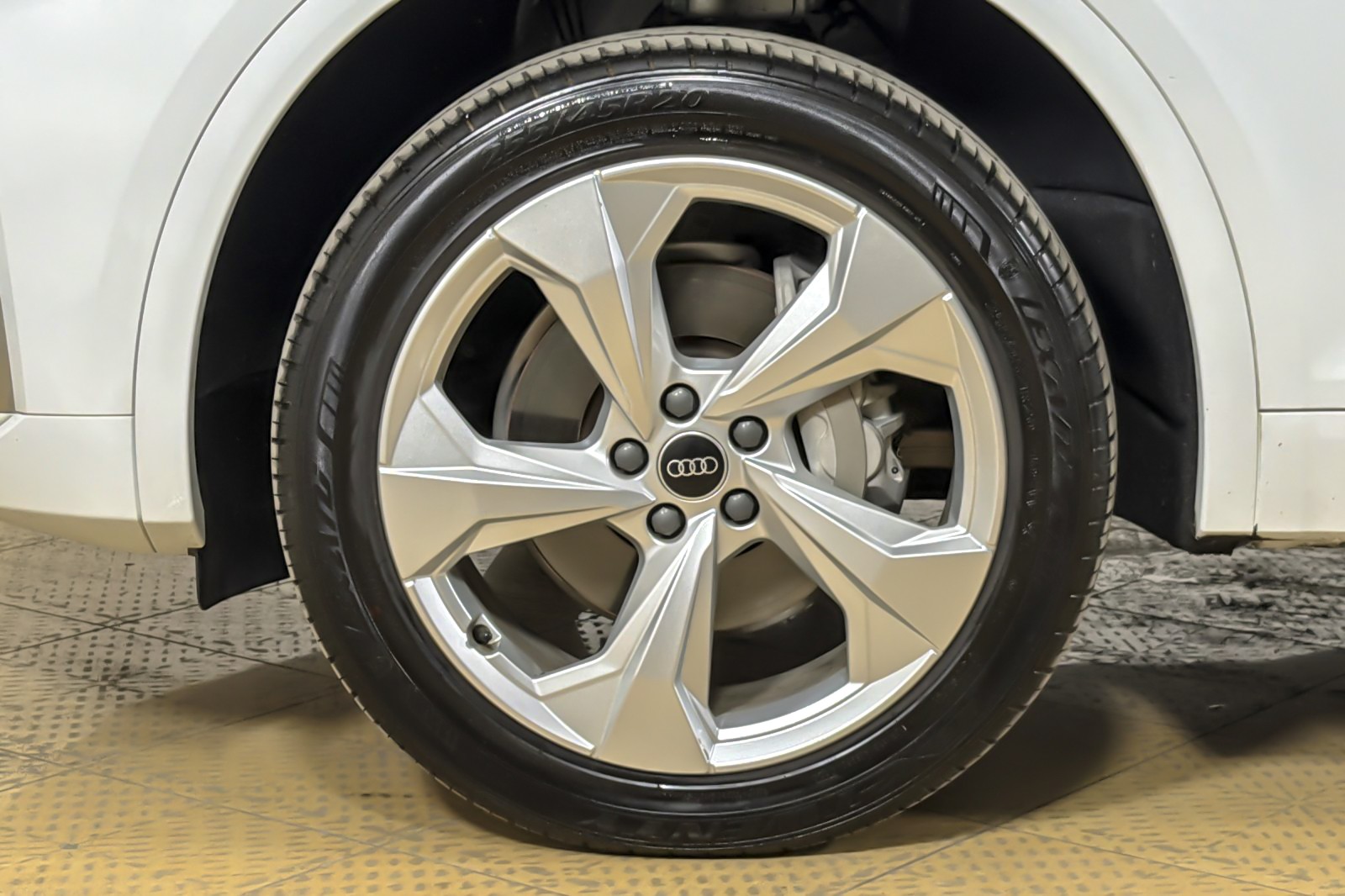 Used 2023 Glacier White Metallic Audi S line Premium Plus 45 TFSI quattro image 25