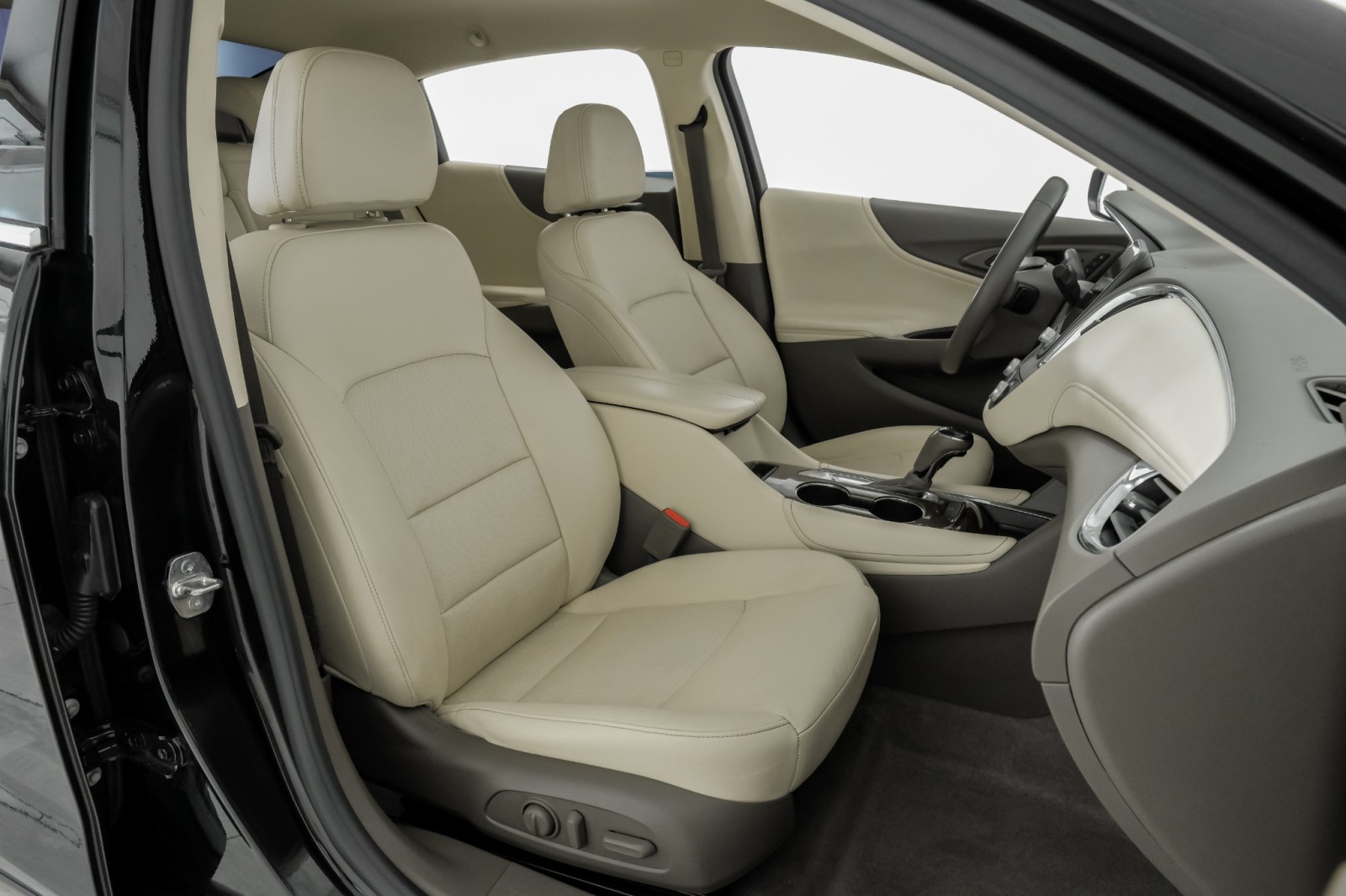 2019 Chevrolet Malibu PREMIER NAVIGATION LEATHER SEATS REAR CAMERA KEYEL 41