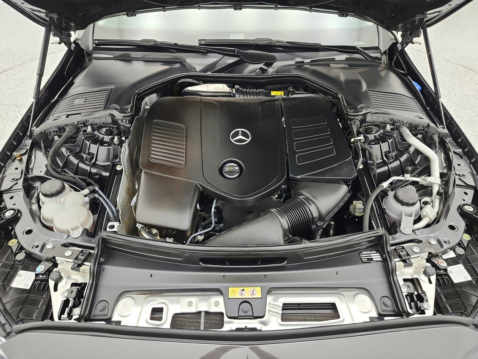 Certified Used 2023 Graphite Grey Metallic Mercedes-Benz C 300 Sedan image 17