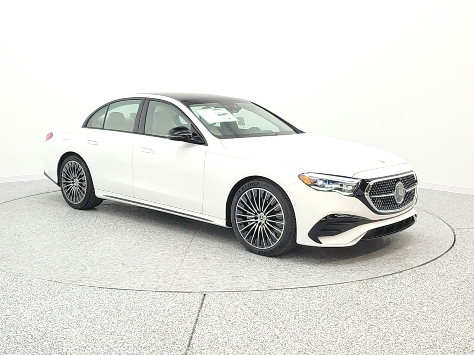 New 2026 Polar White Mercedes-Benz E 450 image 3