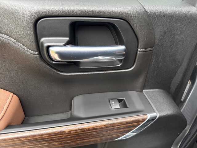 ChevroletSilverado 150036