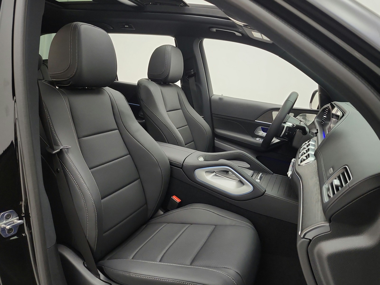 New 2026 Obsidian Black Metallic Mercedes-Benz GLS 450 4MATIC® SUV image 14