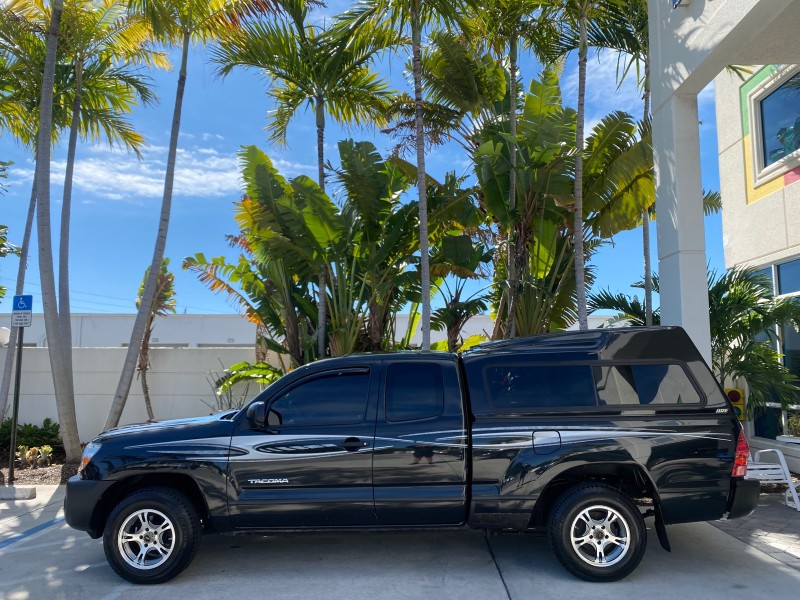 2007 Toyota Tacoma 4 DR CAMPER TOP LOW MILES 52,954 in , 