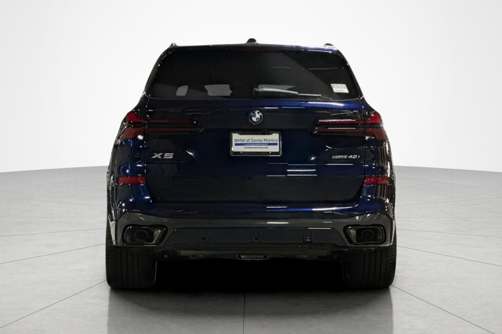 New 2026 Tanzanite Blue II Metallic BMW sDrive40i image 4