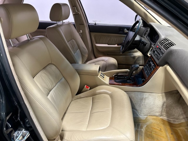 1993 Acura Legend LS in , 