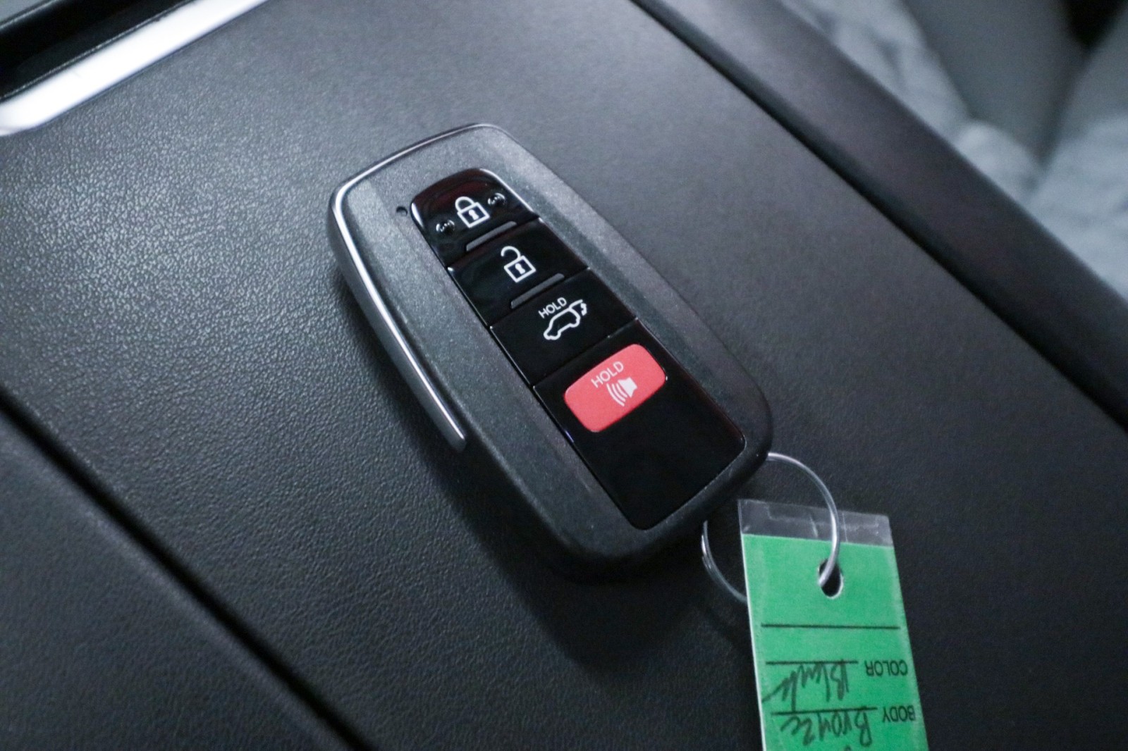 Used Car 2023 Toyota Highlander  Hybrid Bronze Edition For Sale Under $40,000 In Austin, Texas