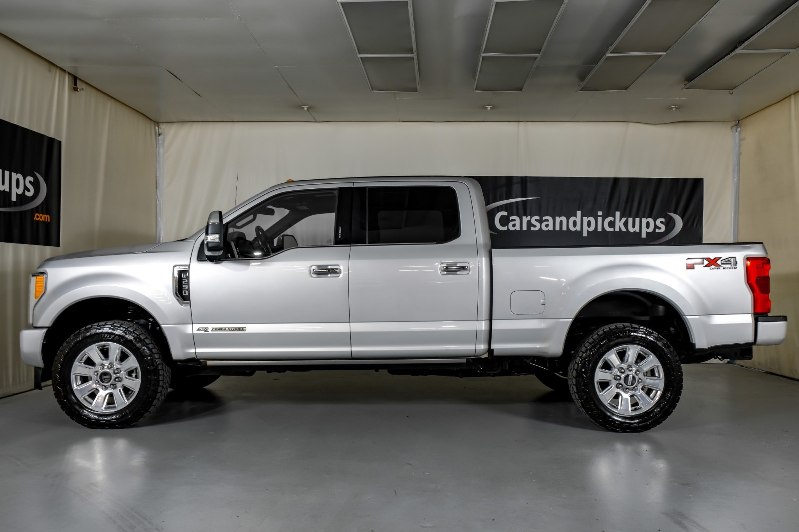 2018 Ford F-250 Platinum 11