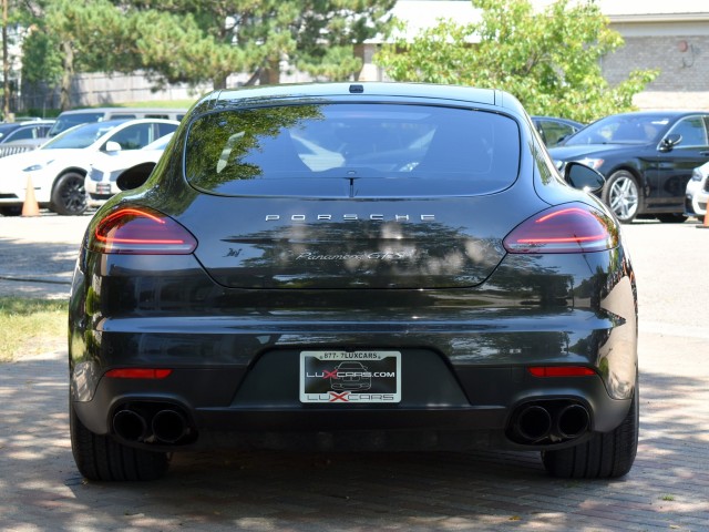 2016 Porsche Panamera GTS PDK Carbon Steering Wheel Lane Departure Premium Pkg. Plus Park Assist Bose Sound MSRP $133,580 11