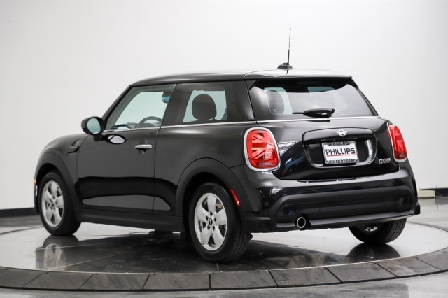 2024 MINI Hardtop 2 Door Cooper 3