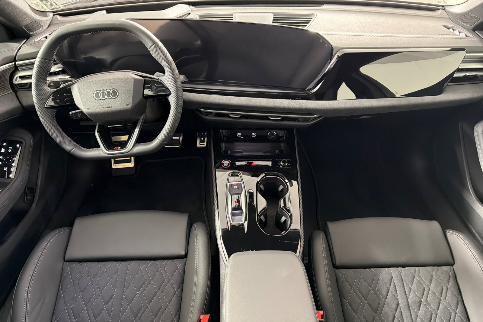 New 2025 Mythos Black Metallic Audi Premium Plus 3.0 TFSI quattro image 12