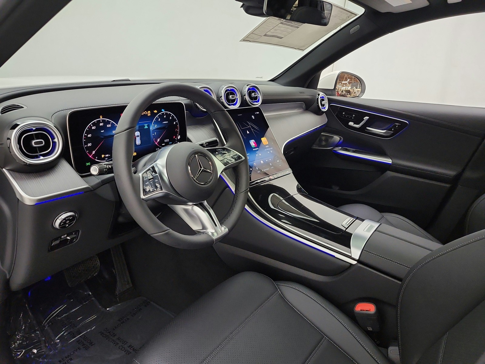 New 2027 Polar White Mercedes-Benz GLC 300 SUV image 10