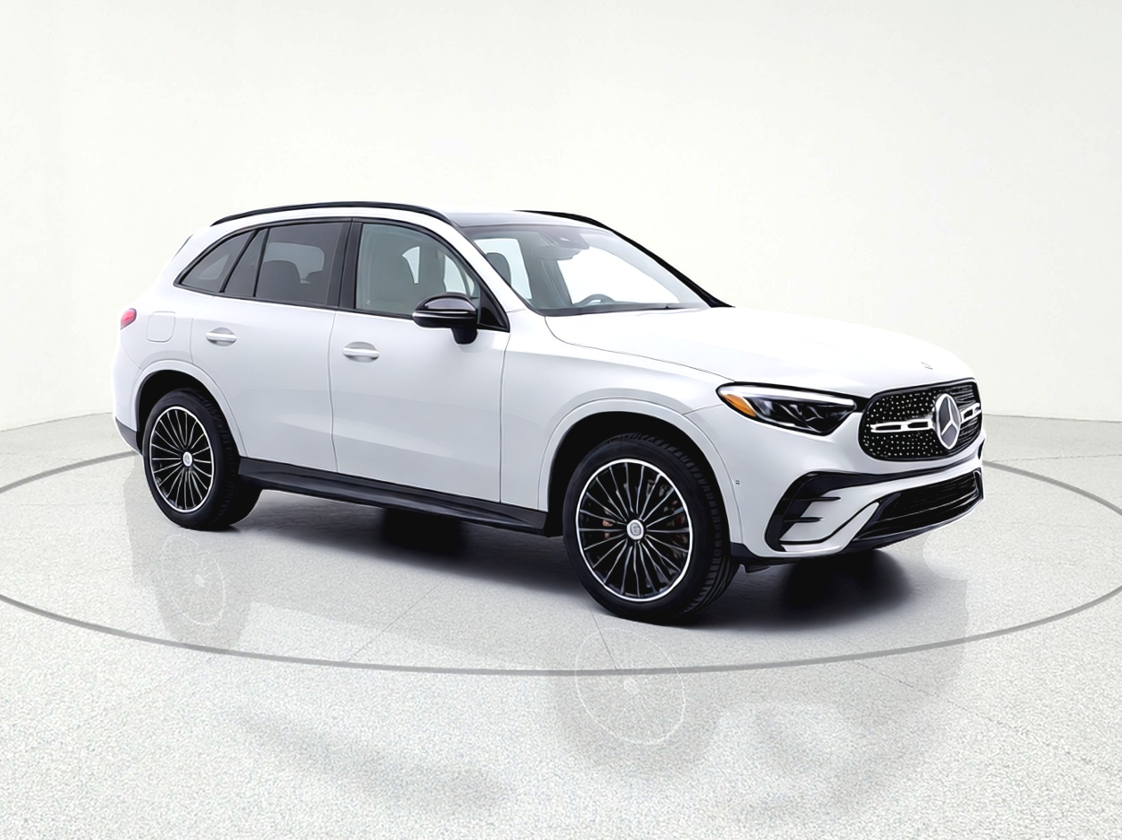 New 2026 MANUFAKTUR Alpine Grey Mercedes-Benz GLC 300 image 3