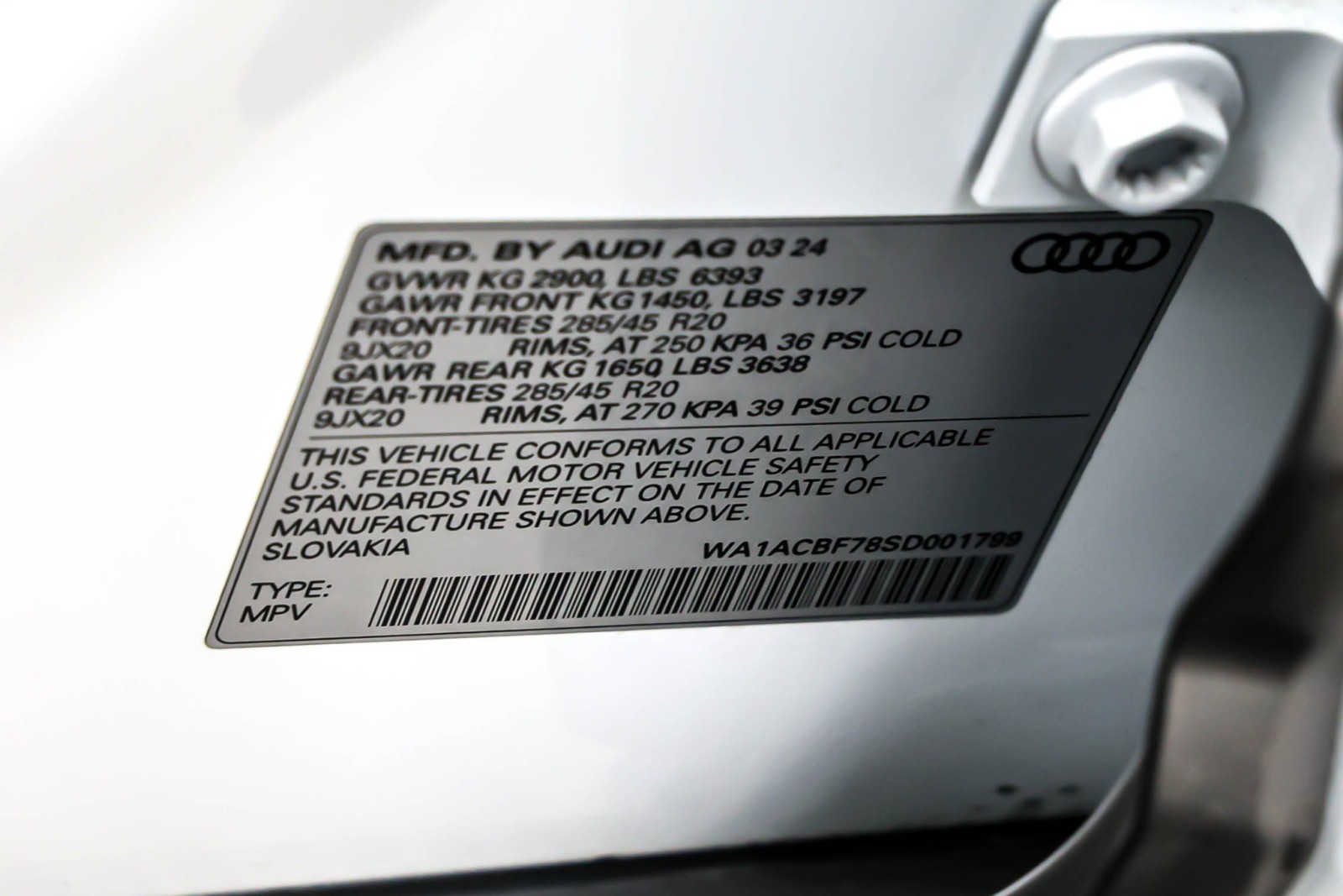 Used 2025 Glacier White Metallic Audi Premium 45 TFSI quattro image 26