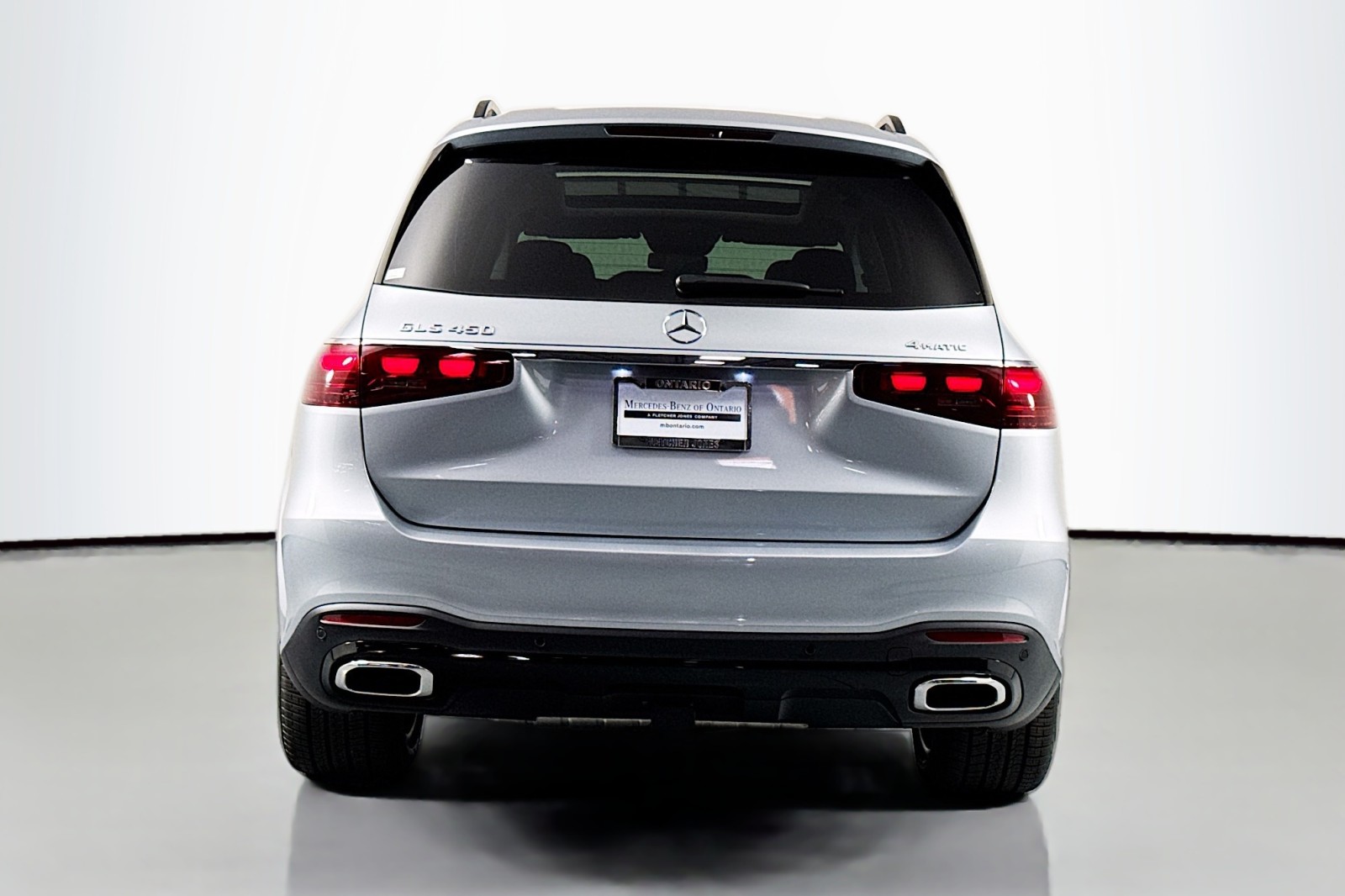 New 2026 Cirrus Silver Metallic Mercedes-Benz GLS 450 4MATIC® SUV image 3