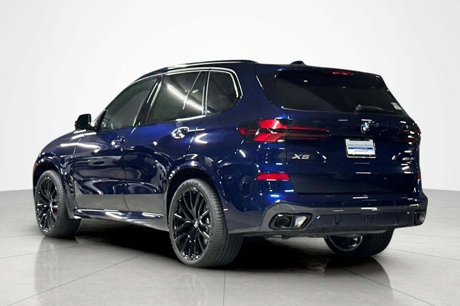 New 2026 Tanzanite Blue II Metallic BMW sDrive40i image 3