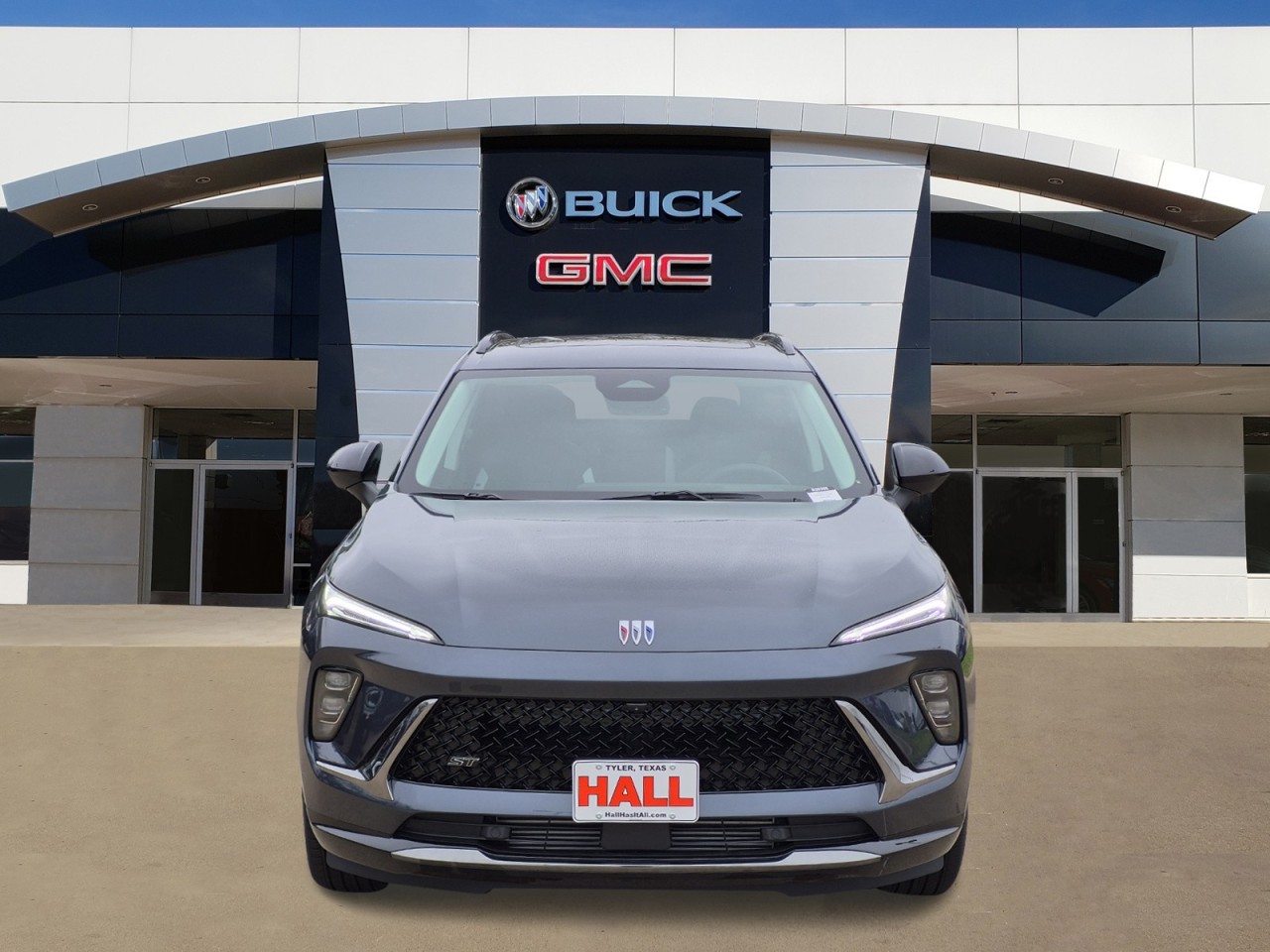 View vehicle photo 2