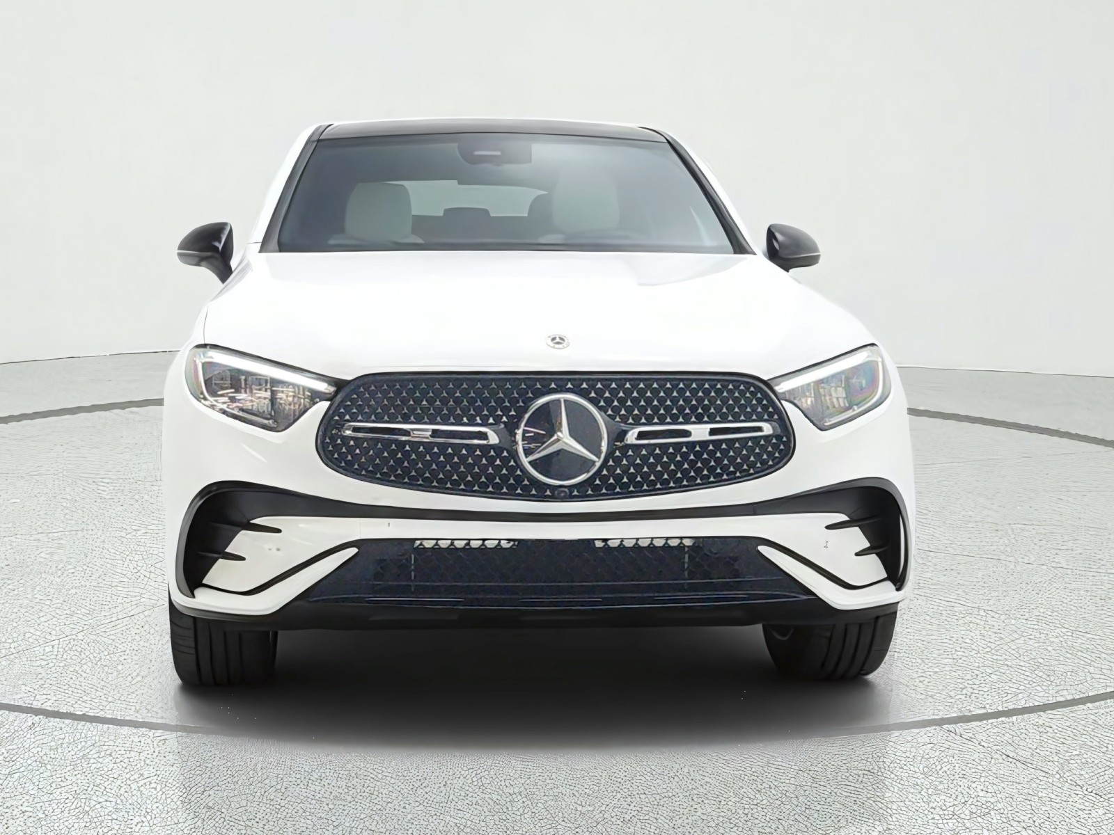 New 2027 Polar White Mercedes-Benz GLC 300 4MATIC® Coupe image 2