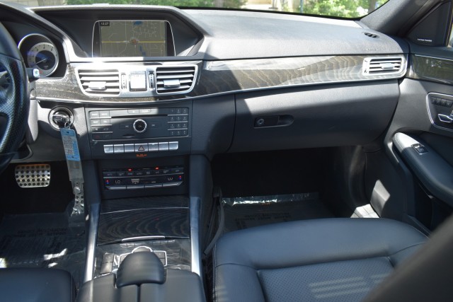 2016 Mercedes-Benz E350 4MATIC AWD Sport Navi Premium 1 Pkg. Heated Front Seats M 15
