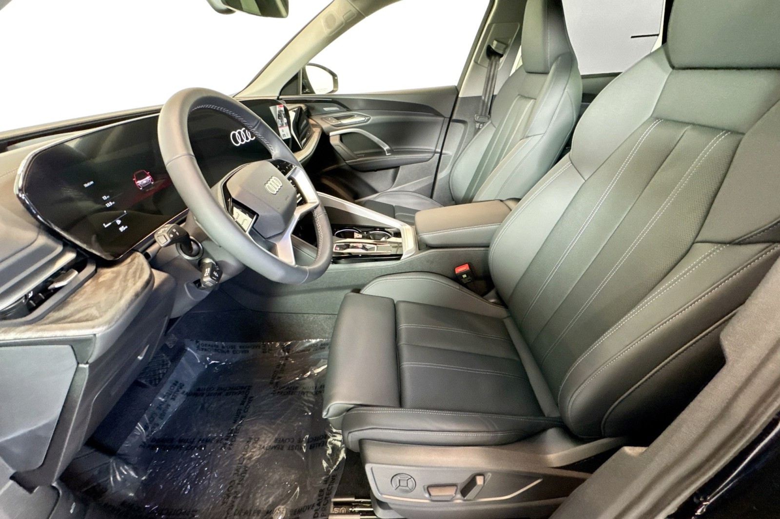 New 2025 Mythos Black Metallic Audi Premium Plus 2.0 TFSI quattro image 18