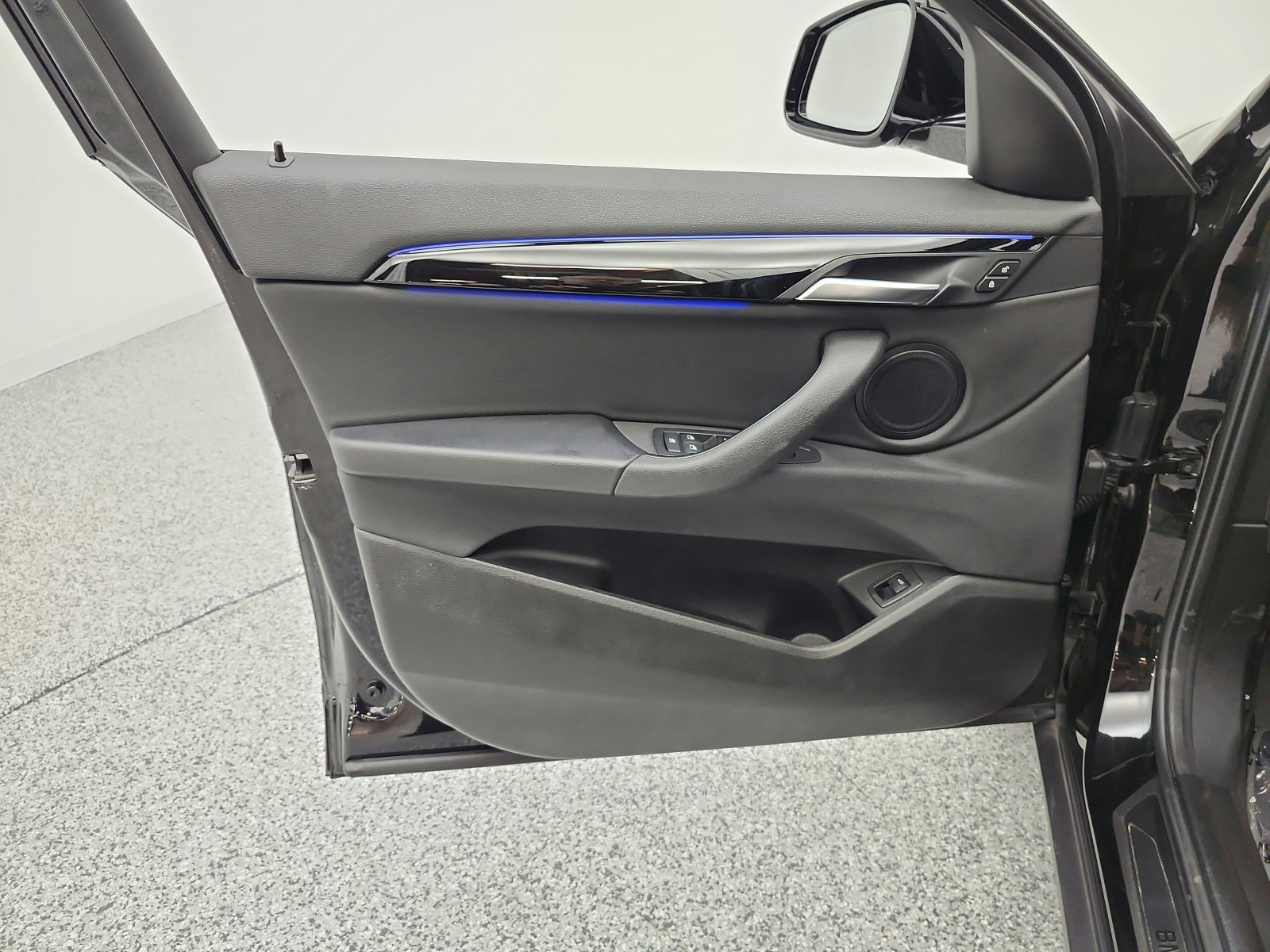 Used 2019 Jet Black BMW sDrive28i Sports Activity Coupe image 13