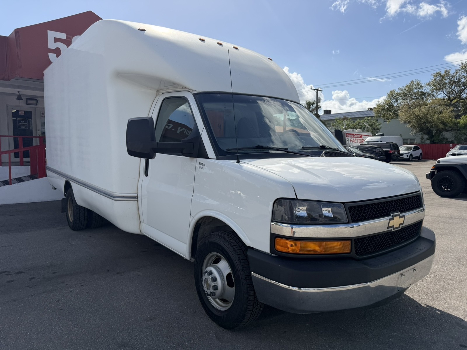 2016 Chevrolet Express - $20,977