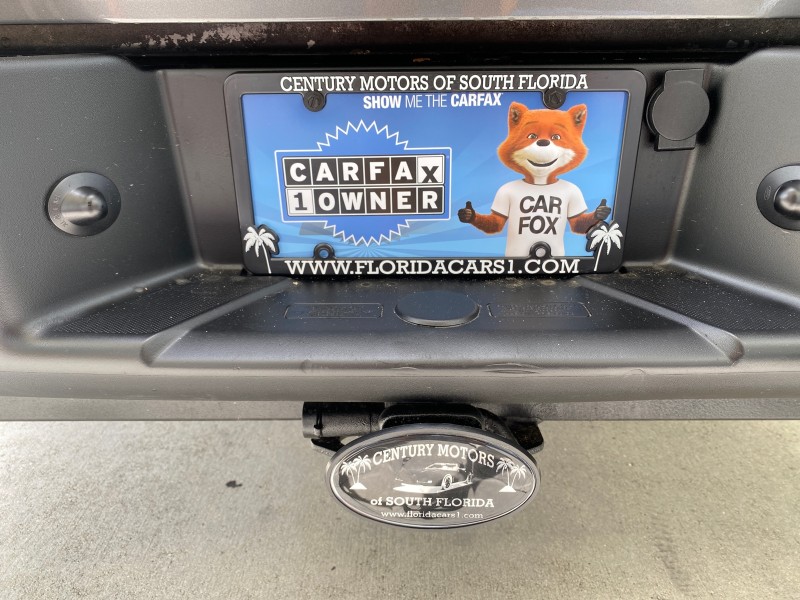 2010 Ford F-150 4 DR CREW XL LOW MILES 34,625 in , 