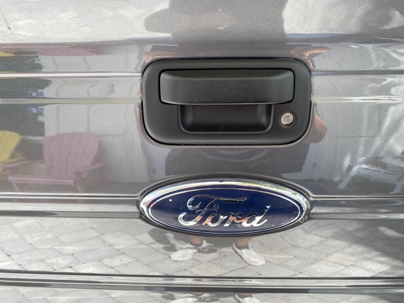 2010 Ford F-150 4 DR CREW XL LOW MILES 34,625 in , 
