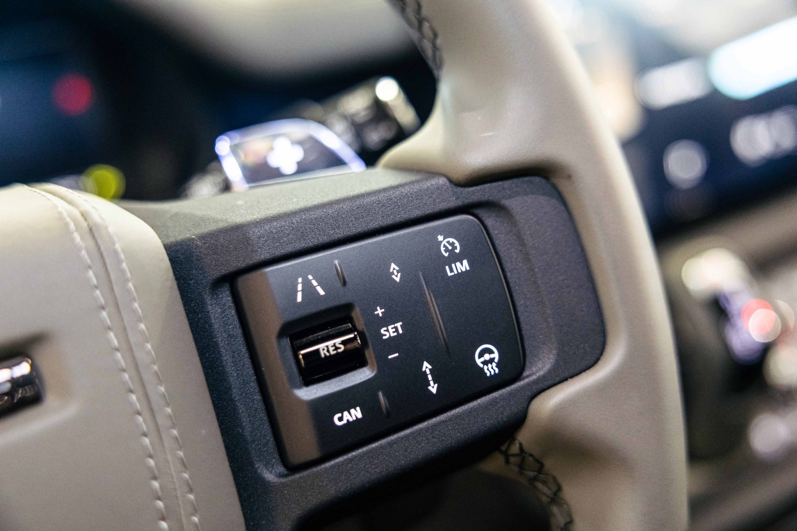 Used Car 2025 Land Rover Defender  Octa Edition One For Sale Under $180,000 In Boerne, Texas