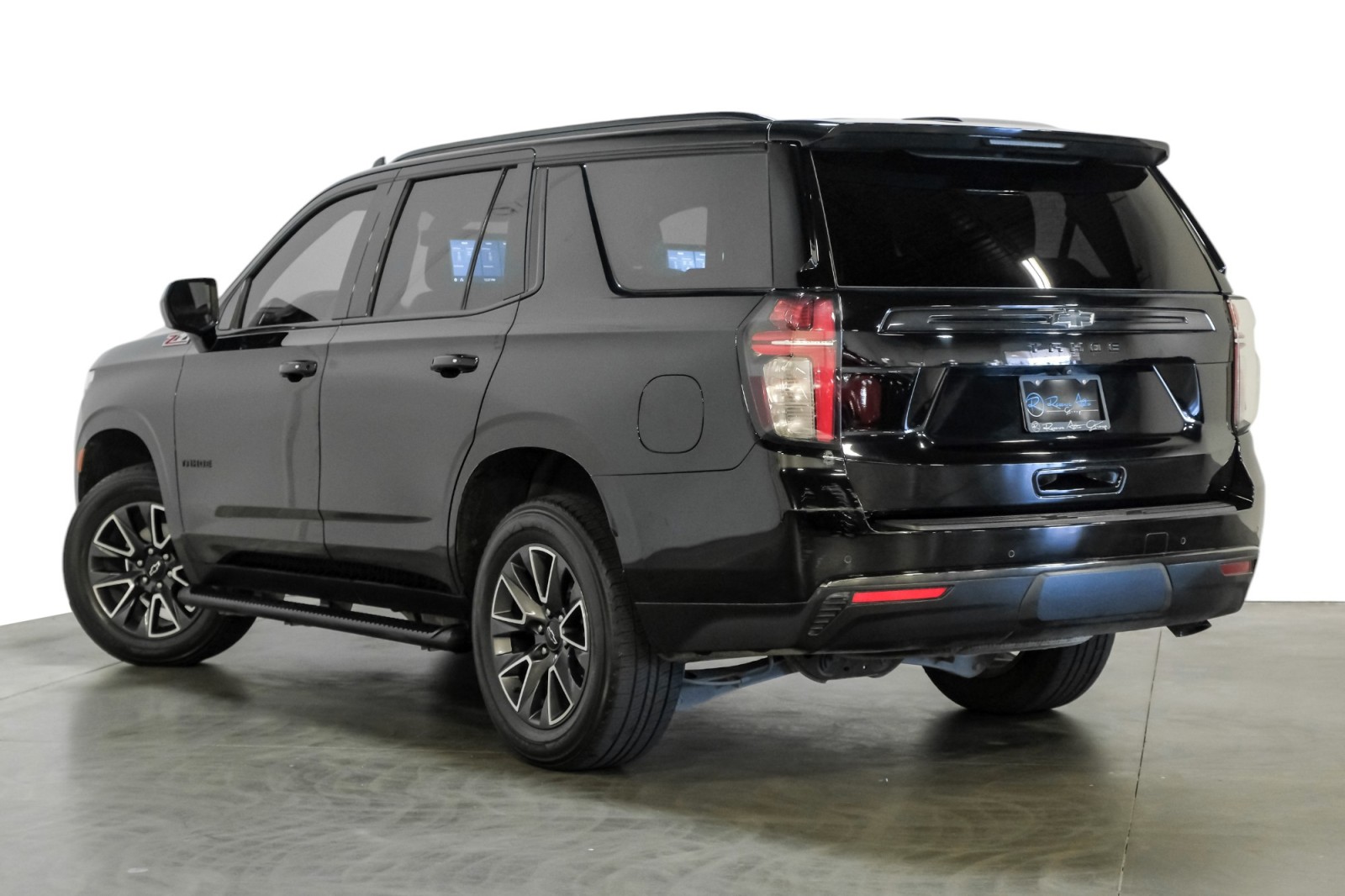 2021 Chevrolet Tahoe 4WD Z71MediaNavPkg PanoRoof BucketSeats 8