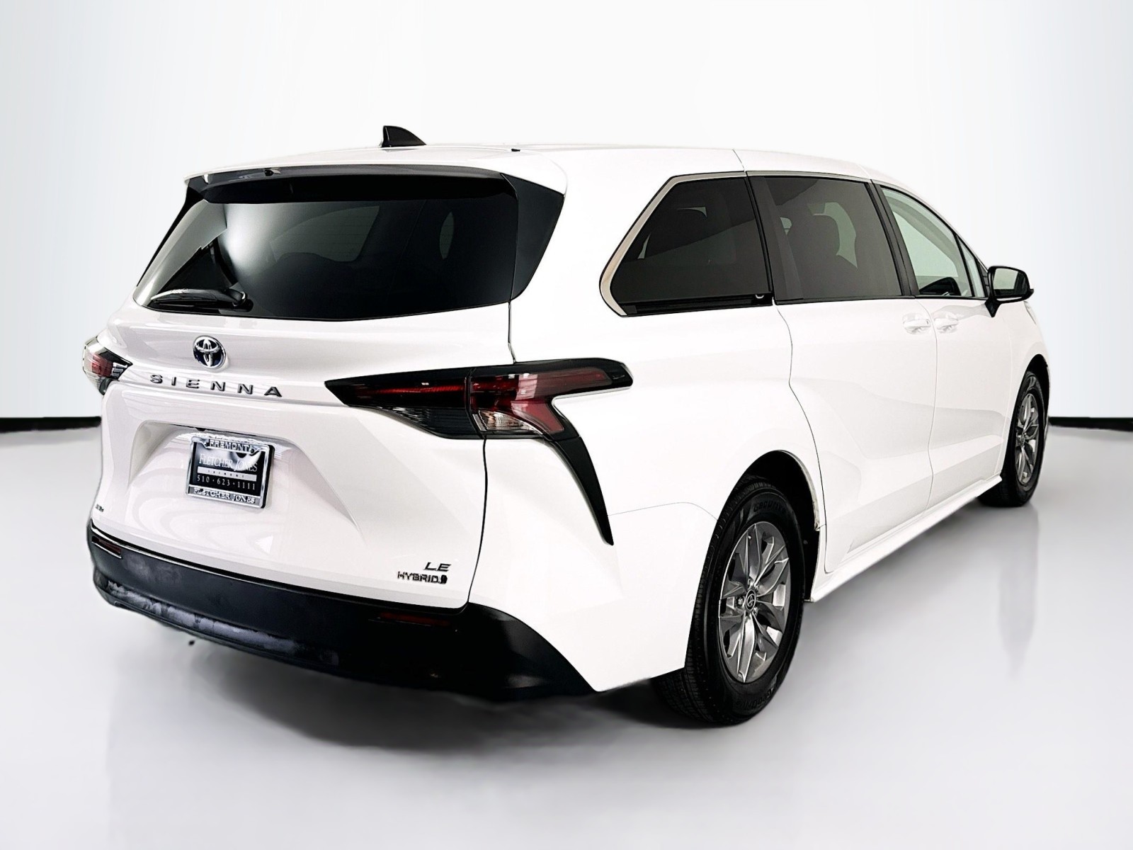 2023 Toyota Sienna LE 5