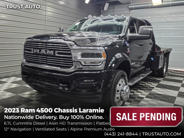 Diamond Black Crystal Pearlcoat 2023 RAM 4500 Chassis Laramie Crew Cab 60 4WD Pickup Truck Four-Wheel Drive Automatic