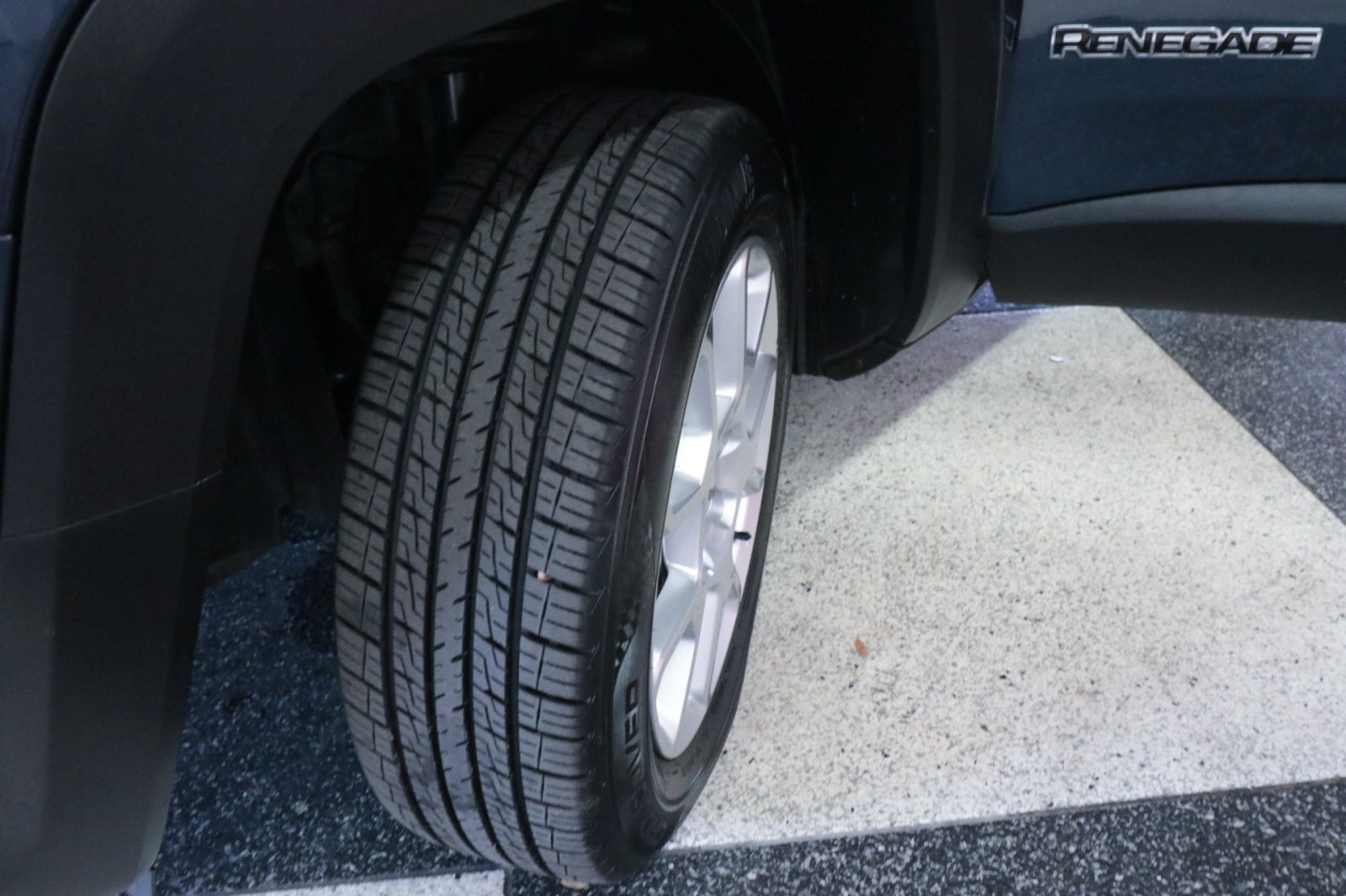 Used Car 2022 Jeep Renegade  Latitude For Sale Under $20,000 In Austin, Texas