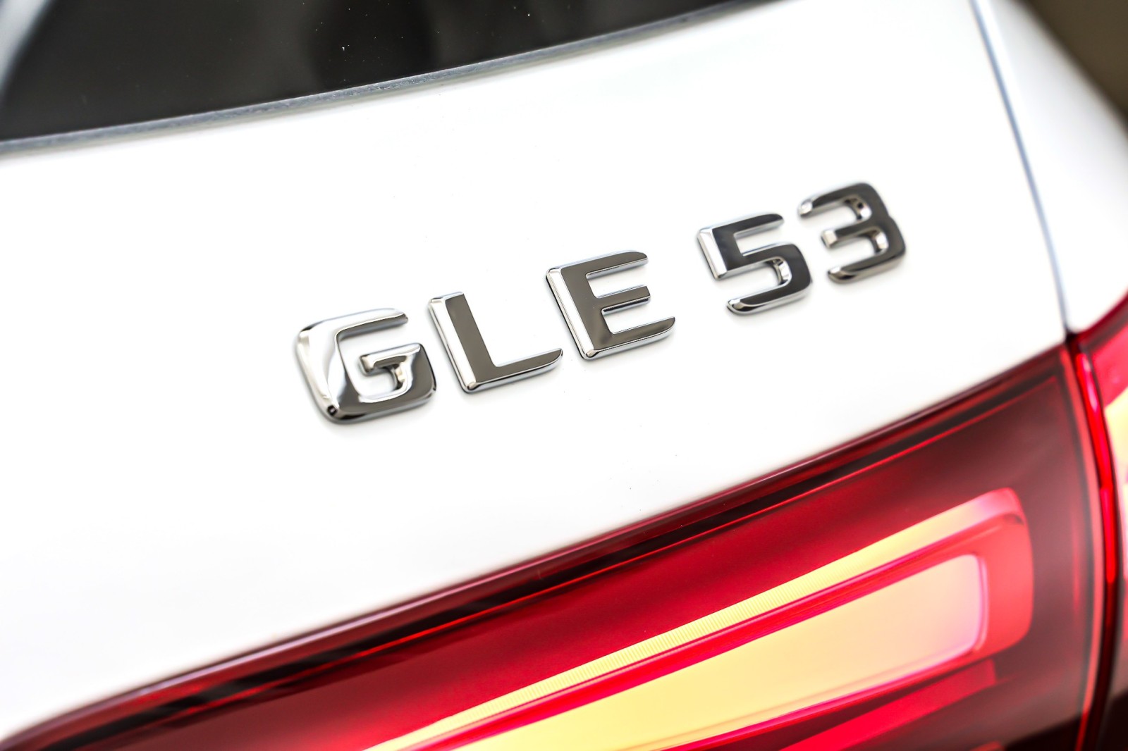 New 2026 Polar White Mercedes-Benz AMG® GLE 53 image 9