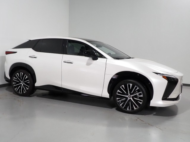 Eminent White Pearl 2023 Lexus RZ 450e Luxury AWD SUV / Crossover All-Wheel Drive Automatic