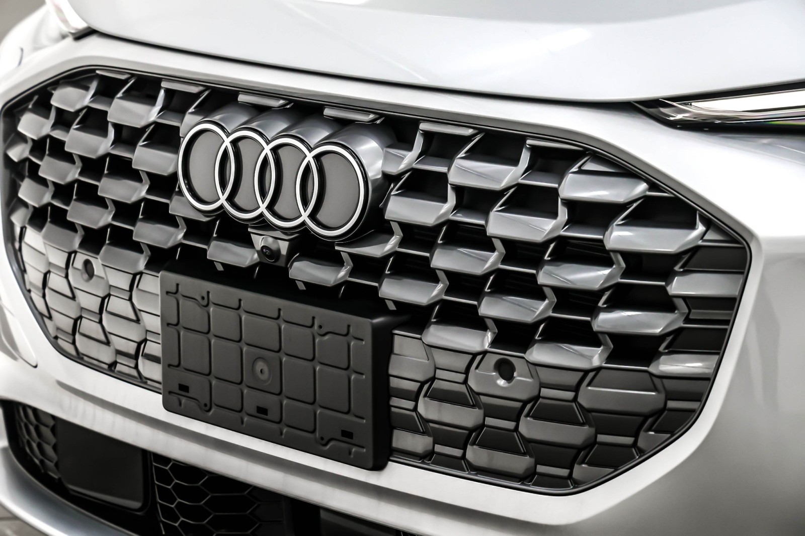 New 2025 Florett Silver Metallic Audi Premium Plus 2.0 TFSI quattro image 13