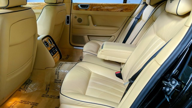 2011 Bentley Continental Flying Spur  31