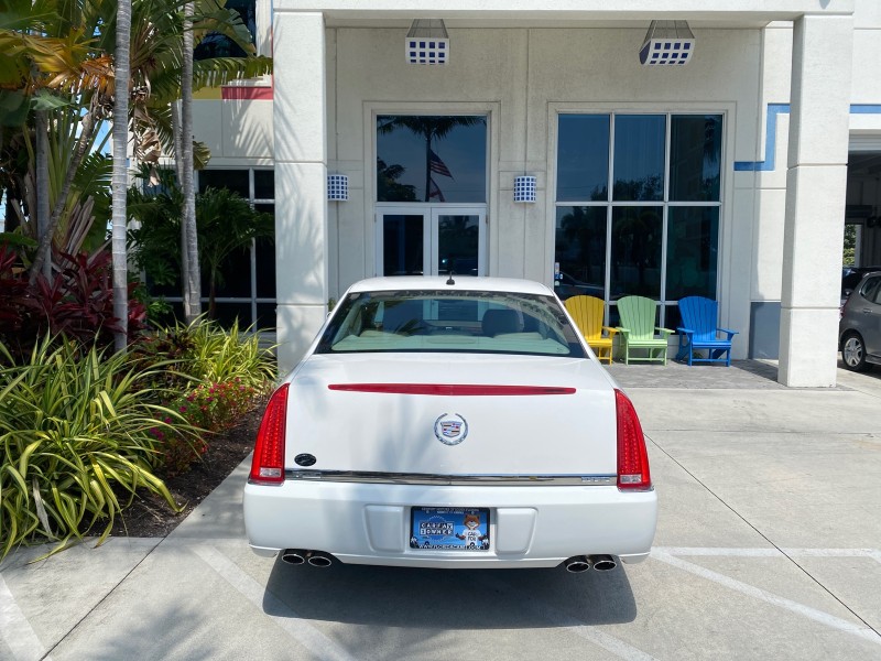 2006 Cadillac DTS LOW MILES 58,287 in , 