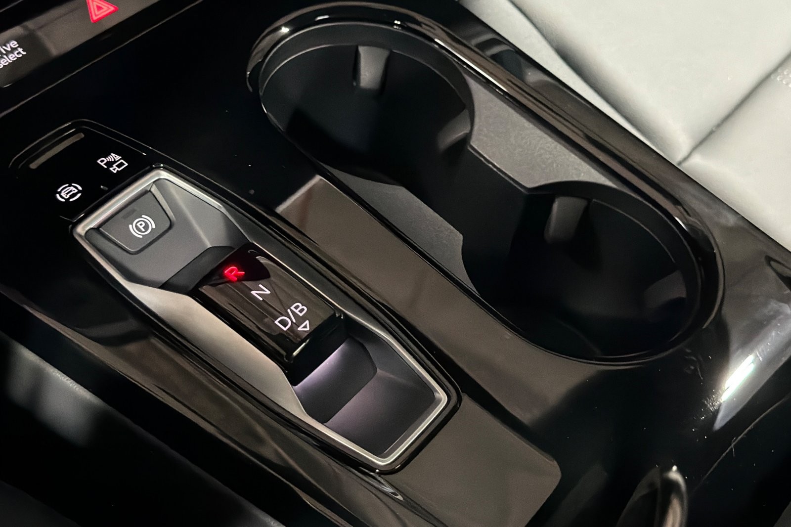 New 2027 Manhattan Gray Metallic Audi Premium quattro image 21