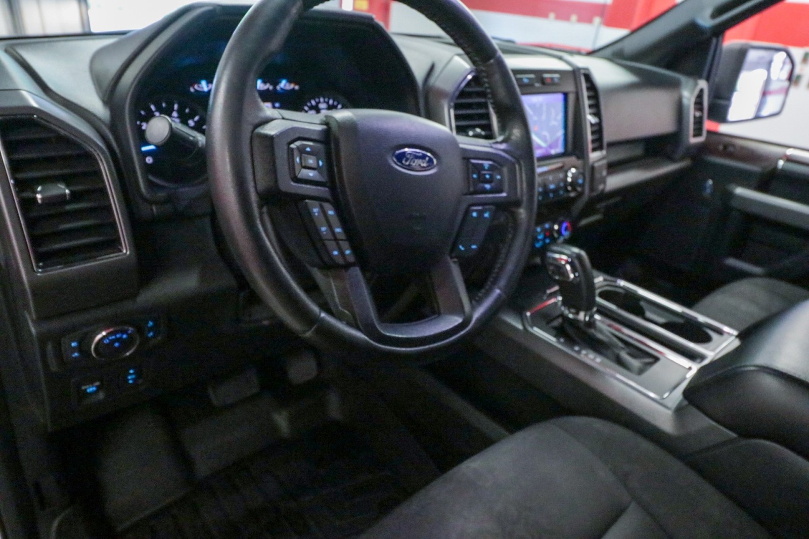 Used Car 2020 Ford F-150  Xlt For Sale Under $25,000 In Austin, Texas