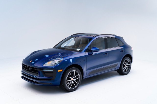 2023  Macan  in , 