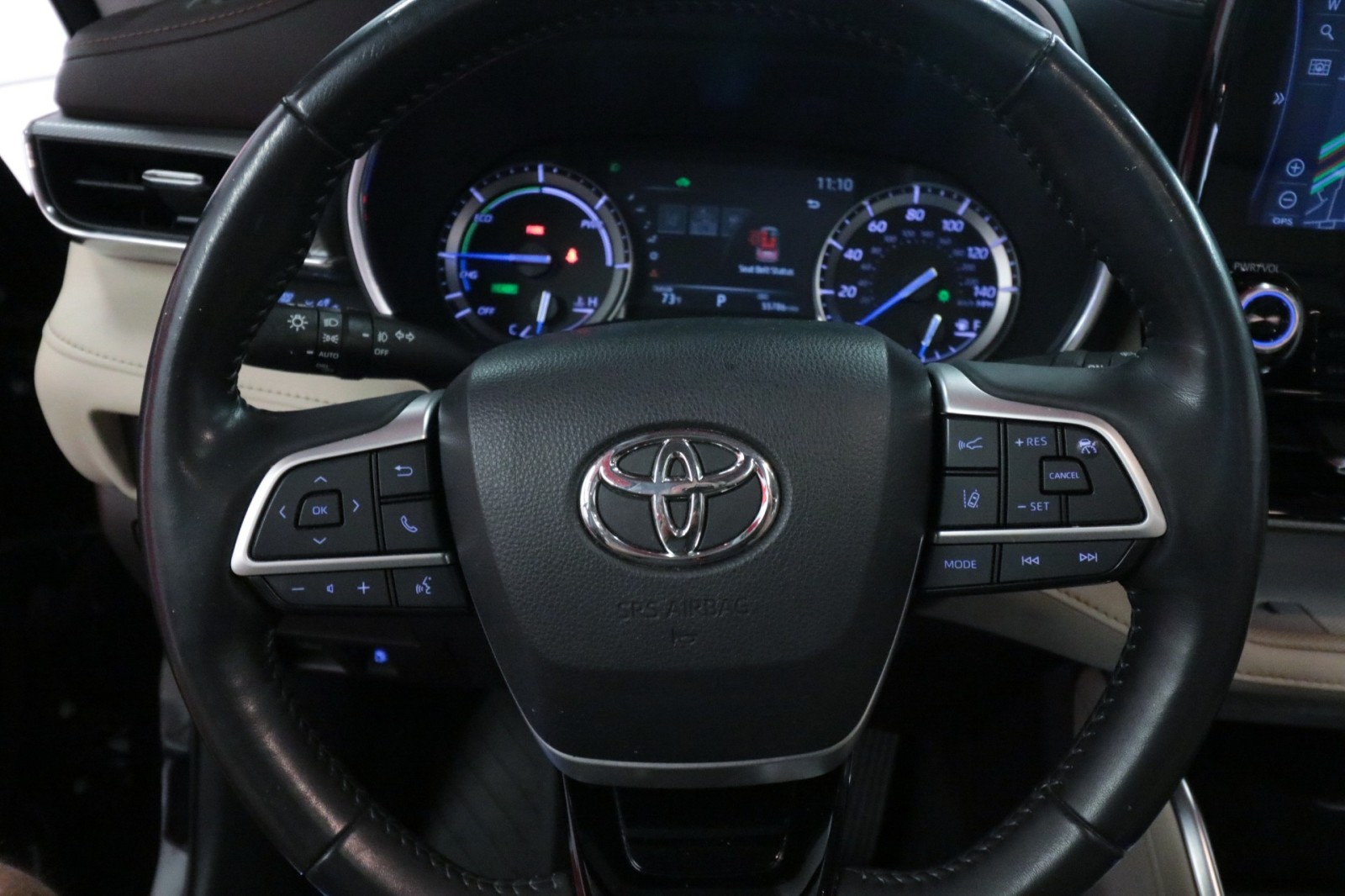 Used Car 2022 Toyota Highlander  Hybrid Platinum For Sale Under $40,000 In Austin, Texas