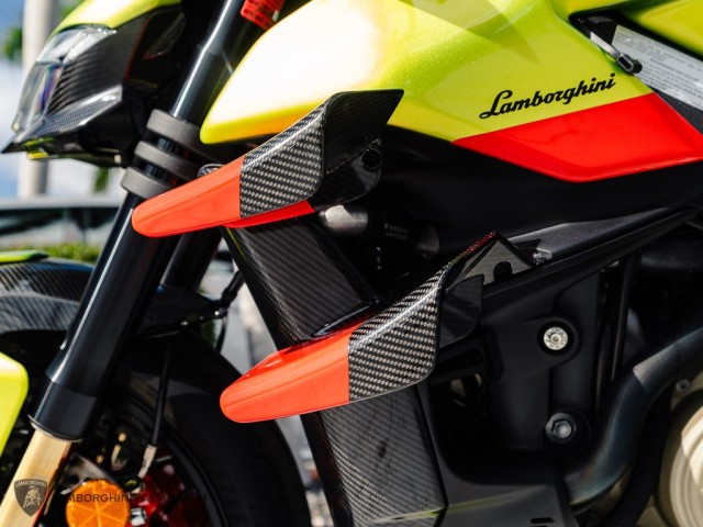 Ducati STREETFIGHTER